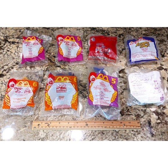 Lot Of 8 McDonald's Happy Meal Toys Yo, Yogi, Doug, Animal Kingdom 1991 To 2019 - Picture 1 of 16